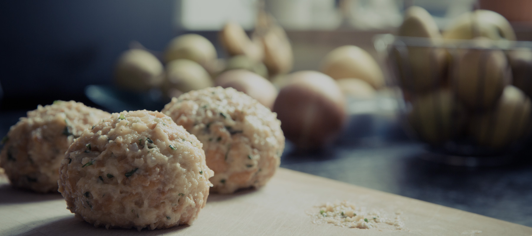 post01 Mama Dip's Kitchen